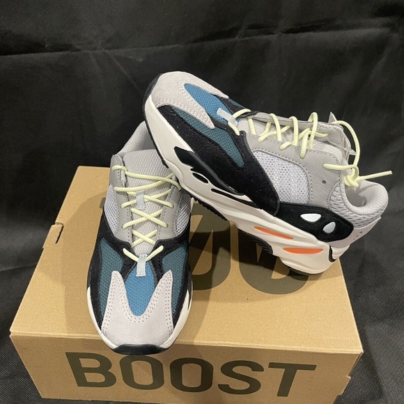 ADIDAS YEEZY BOOST 700 WAVE RUNNER KIDS - Picture 1 of 5